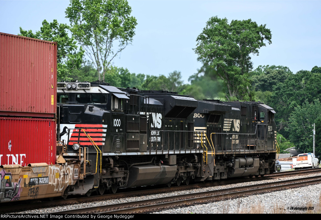 NS 1000 the "Red, White & Blue Unit"